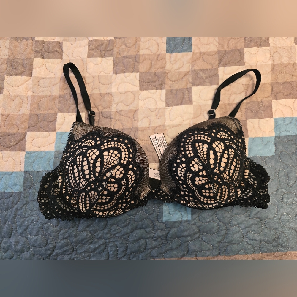 Elegant Black Lace Bra